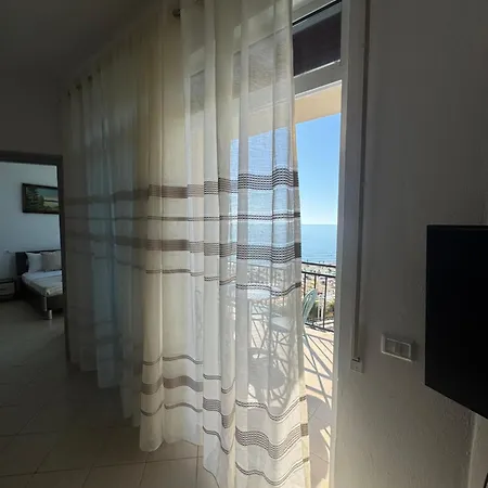 Sunkissed Lejlighed